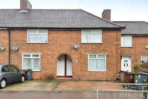 2 bedroom terraced house to rent, Stamford Road, Dagenham RM9