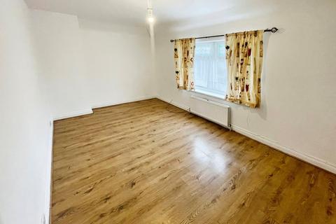 2 bedroom terraced house to rent, Stamford Road, Dagenham RM9