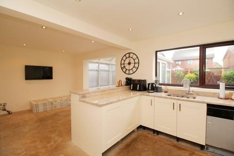 7 Fern Way, Rhyl, LL18 4GA