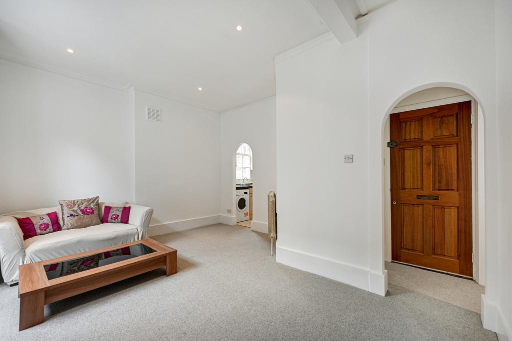 Aylesford Street, London, SW1V 1 bed flat to rent £2,350 pcm (£542 pw)