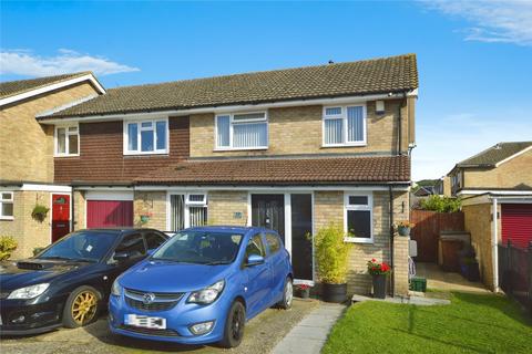 4 bedroom end of terrace house for sale, Shaw Close, Rochester ME3