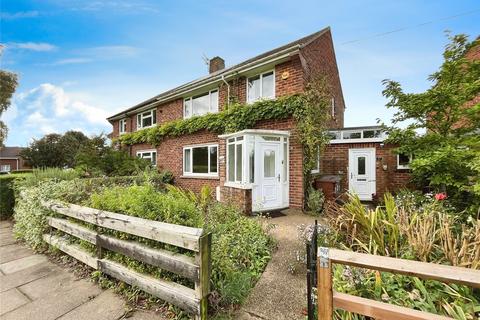 3 bedroom semi-detached house for sale, Barkston Gardens, Lincolnshire LN2