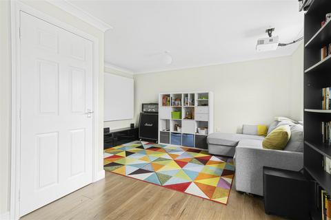 50 Bourneys Manor Close, Willingham, Cambridge, CB24 5GX