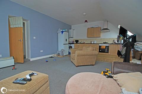 2 bedroom flat for sale, Westcliff Road, Westbrook, Margate