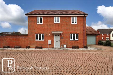 2 Sandy Close, Great Blakenham, Ipswich, IP6 0GQ