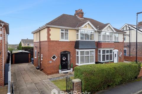 3 bedroom semi-detached house for sale, Crabgate Drive, Doncaster DN6