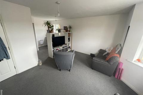 1 bedroom flat for sale, Throstlenest Avenue, Darlington