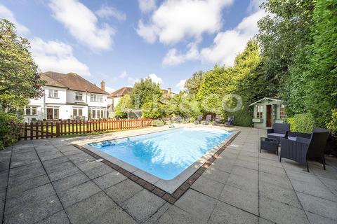 5 bedroom detached house for sale, Millway, Mill Hill, London, NW7