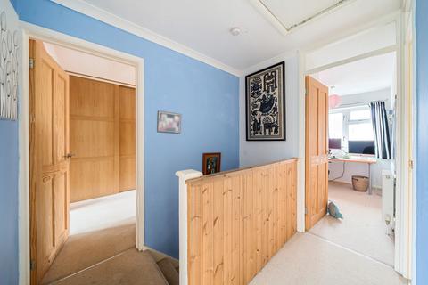 151 Alexander Drive, Cirencester, GL7 1UQ