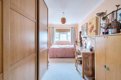 151 Alexander Drive, Cirencester, GL7 1UQ