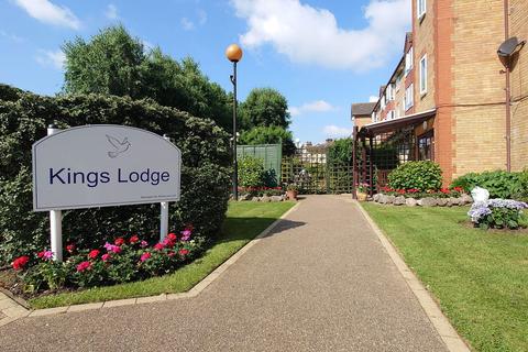 1 bedroom retirement property for sale, Kingsway, London N12