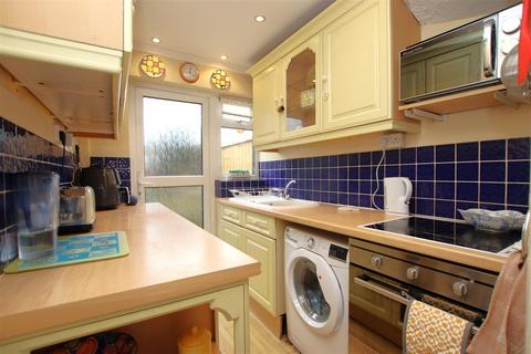 66 Mayfair Road, Dartford, DA1 5AQ