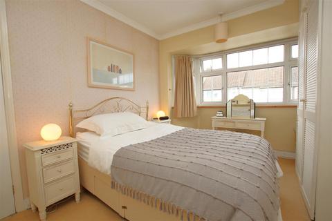 66 Mayfair Road, Dartford, DA1 5AQ