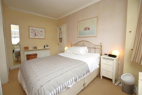 66 Mayfair Road, Dartford, DA1 5AQ