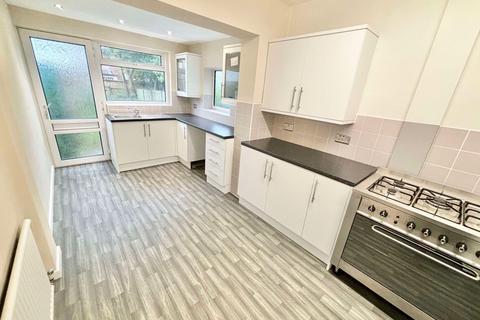 21 Beechwood Grove, Bispham, Blackpool, FY2 0DZ