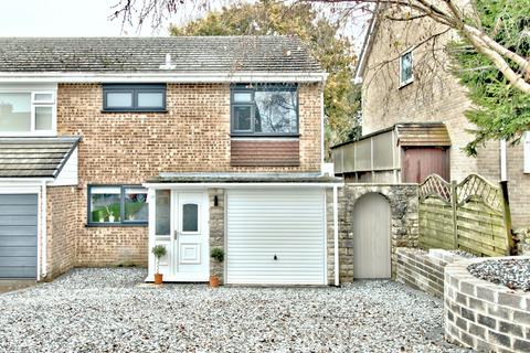 3 bedroom semi-detached house for sale, Nuthatch Close, Ferndown BH22