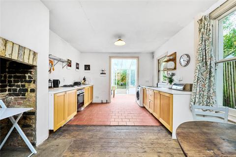 63 Childebert Road, London, SW17 8EY