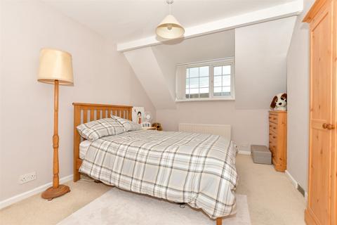 4 bedroom semi-detached house for sale, The Crescent, Chartham, Canterbury, Kent