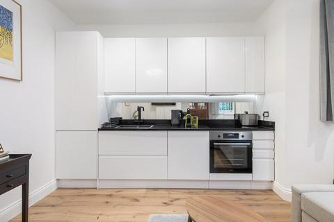 2 bedroom apartment for sale, London W2