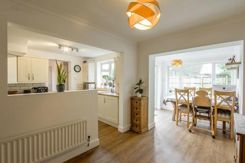 16 Broadacres, East Coker, Yeovil, BA22 9LW