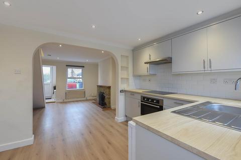 2 bedroom end of terrace house for sale, King Street, Tring