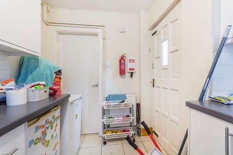 3 bedroom townhouse for sale, Cloister Street, Nottingham, NG7