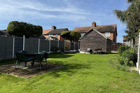 3 bedroom semi-detached house for sale, Cambria Avenue, Ellesmere.