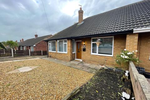 2 bedroom semi-detached bungalow for sale, Allendale Road, Darton, S75