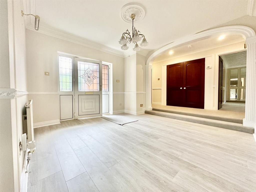 Entrance Hall.jpg
