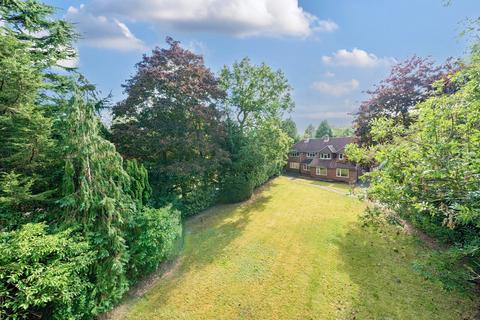 6 bedroom detached house for sale, Fulmer Drive, Gerrards Cross, Buckinghamshire