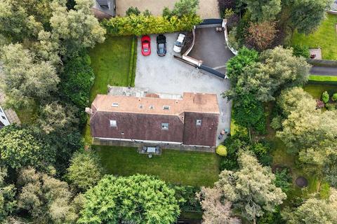 1a Birchmere, Wirral, CH60 6TN