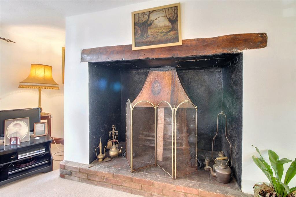 Feature Fireplace