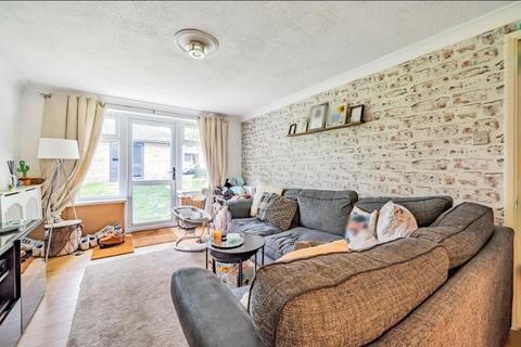 1 bedroom flat for sale, Erith Road, Belvedere, DA17