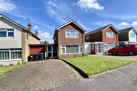 36 Deer Park, Harlow, CM19 4LE