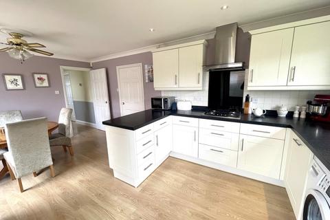 4 bedroom detached house for sale, Thurstans, Harlow, Essex, CM19