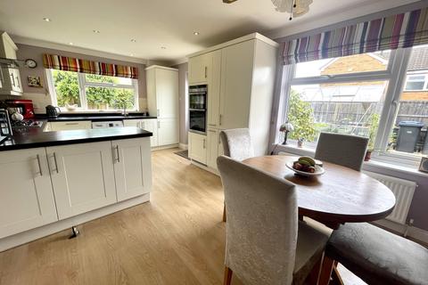 1 Thurstans, Harlow, CM19 4RS