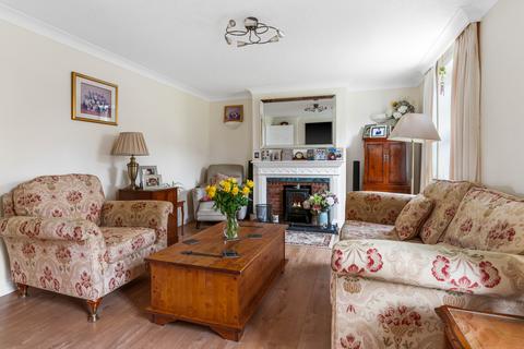 2, Grove Cottages High Road, Thornwood, Epping, CM16 6LZ