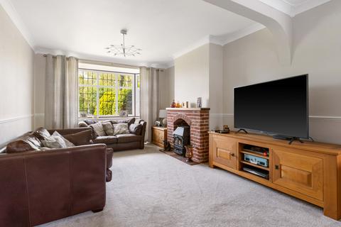 4 bedroom end of terrace house for sale, High Road, North Weald, Epping, Essex, CM16