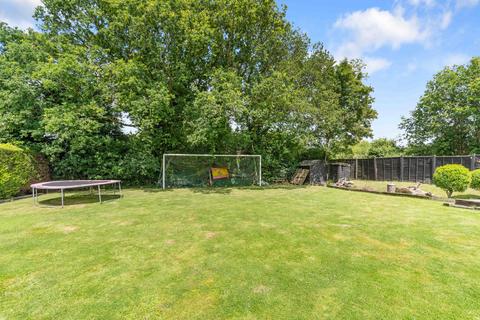 204 High Road, North Weald, Epping, CM16 6EF