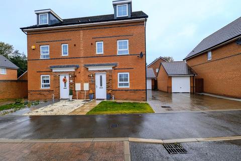 4 bedroom semi-detached house for sale, Adair Way, Hebburn, NE31