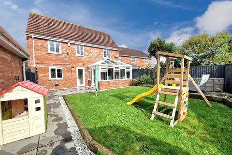 4 bedroom detached house for sale, Gielgud Close, Burnham-on-Sea, Somerset, TA8