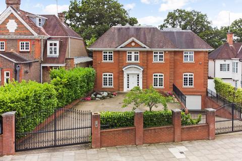 7 bedroom detached house for sale, London N3