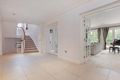 7 bedroom detached house for sale, London N3