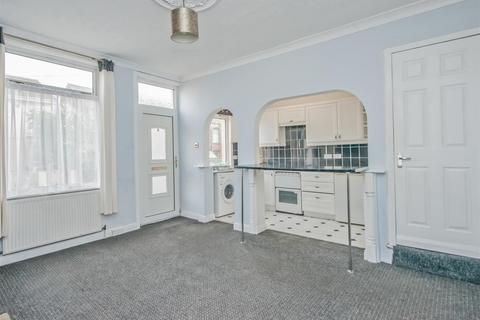 7 Blackpool Grove, Leeds, LS12 5NX