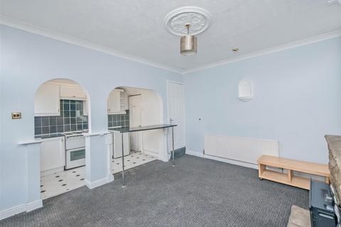 7 Blackpool Grove, Leeds, LS12 5NX