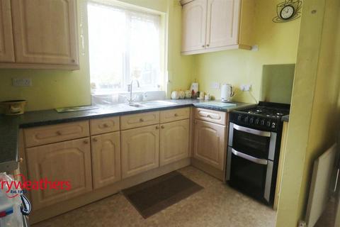 3 bedroom semi-detached house for sale, Oak Road, Maltby, Rotherham