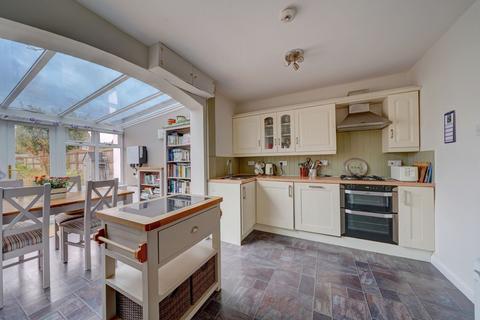 2 bedroom terraced house for sale, Main Street, Offenham, WR11