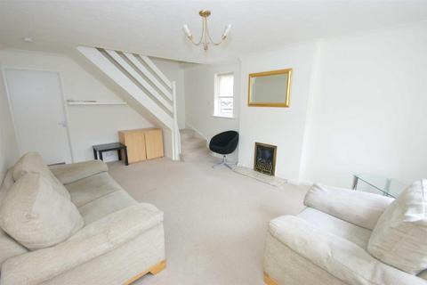 2 bedroom semi-detached house to rent, Kingfisher Way, Alwoodley, Leeds