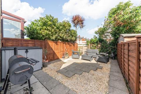 2 bedroom terraced house for sale, Highclere Street Sydenham