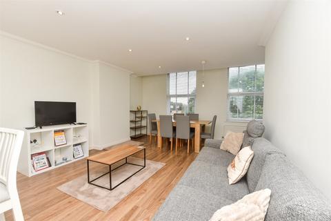 2 bedroom flat for sale, South Road, Haywards Heath, West Sussex